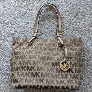 Michael Kors Medium Zip Tote
